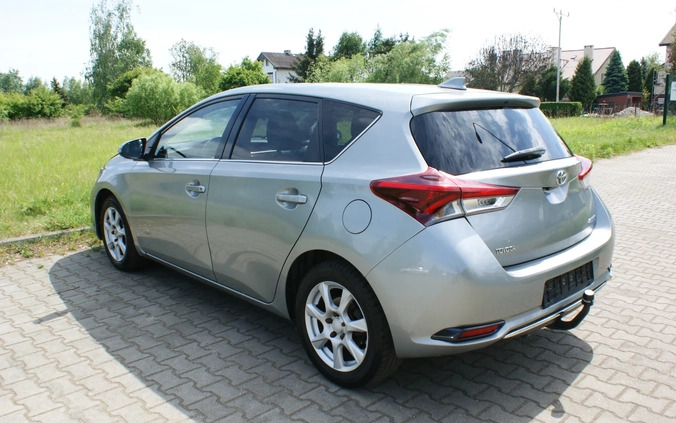 Toyota Auris cena 28300 przebieg: 95000, rok produkcji 2015 z Wrocław małe 79
